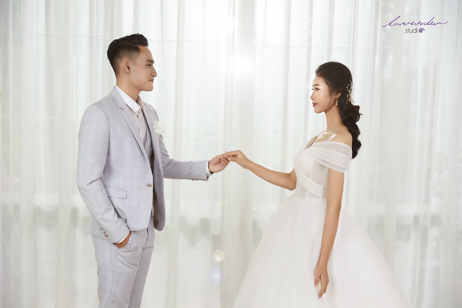 Chụp ảnh cưới dễ thương có dễ không
